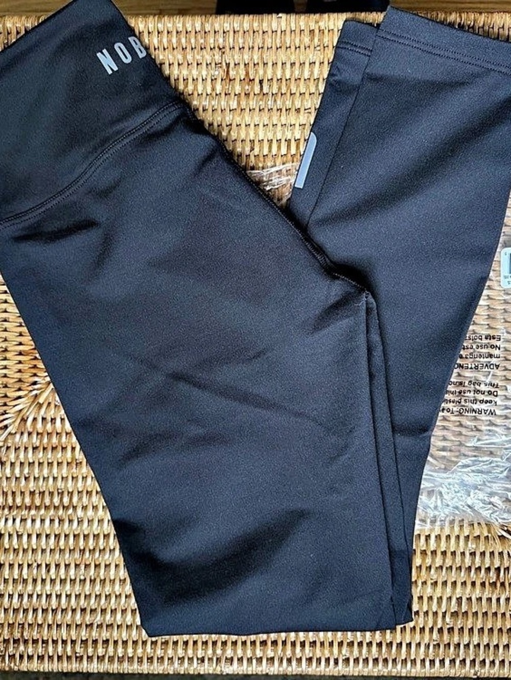 NWT Nobull women’s legging tights Black 25” inseam size XS, new with tags